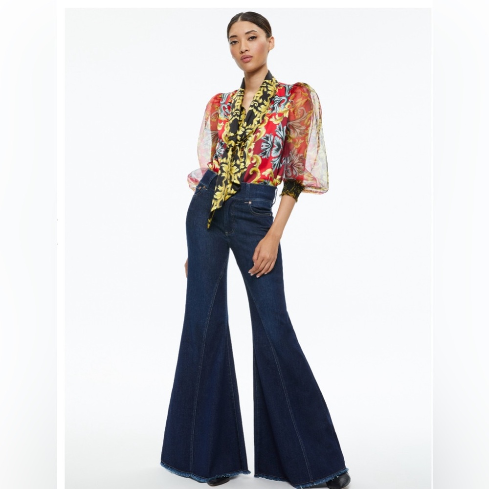 Alice + Oliva : Beautiful Seamed Wide Leg Jean NWT